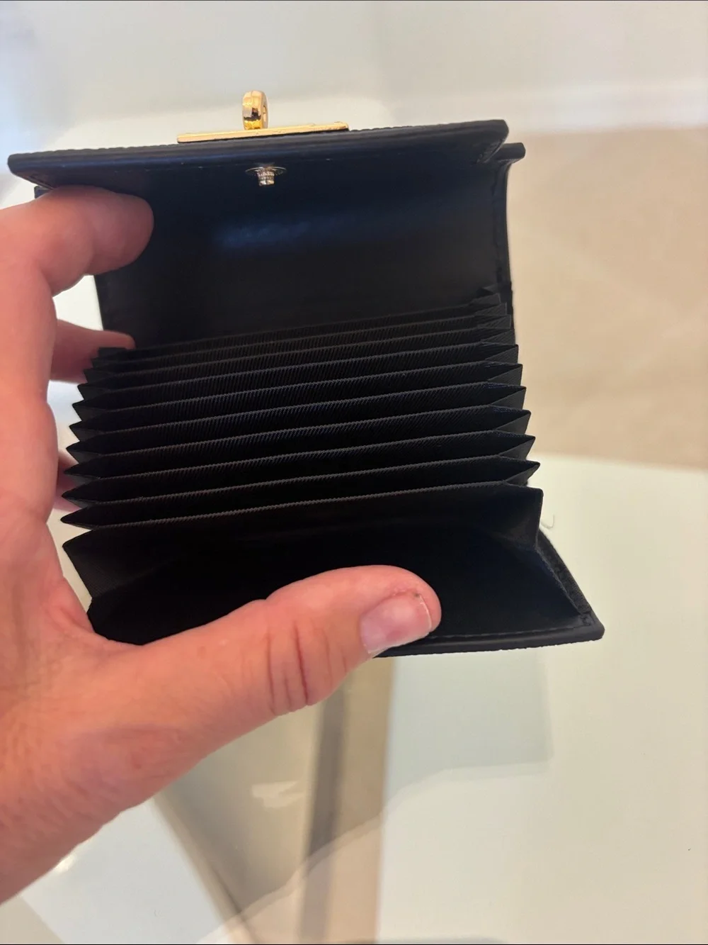Black credit card 💳